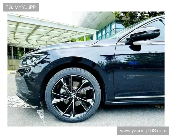 09_18“智慧315”发布｜新买一个月帕萨特，轮毂坏了怎么办？